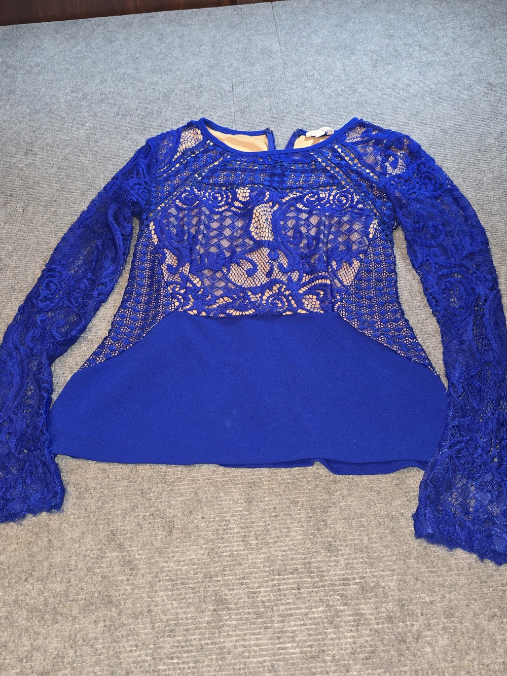 A’GACI Royal Blue Floral Lace Long Sleeve Lined Peplum Blouse Size L